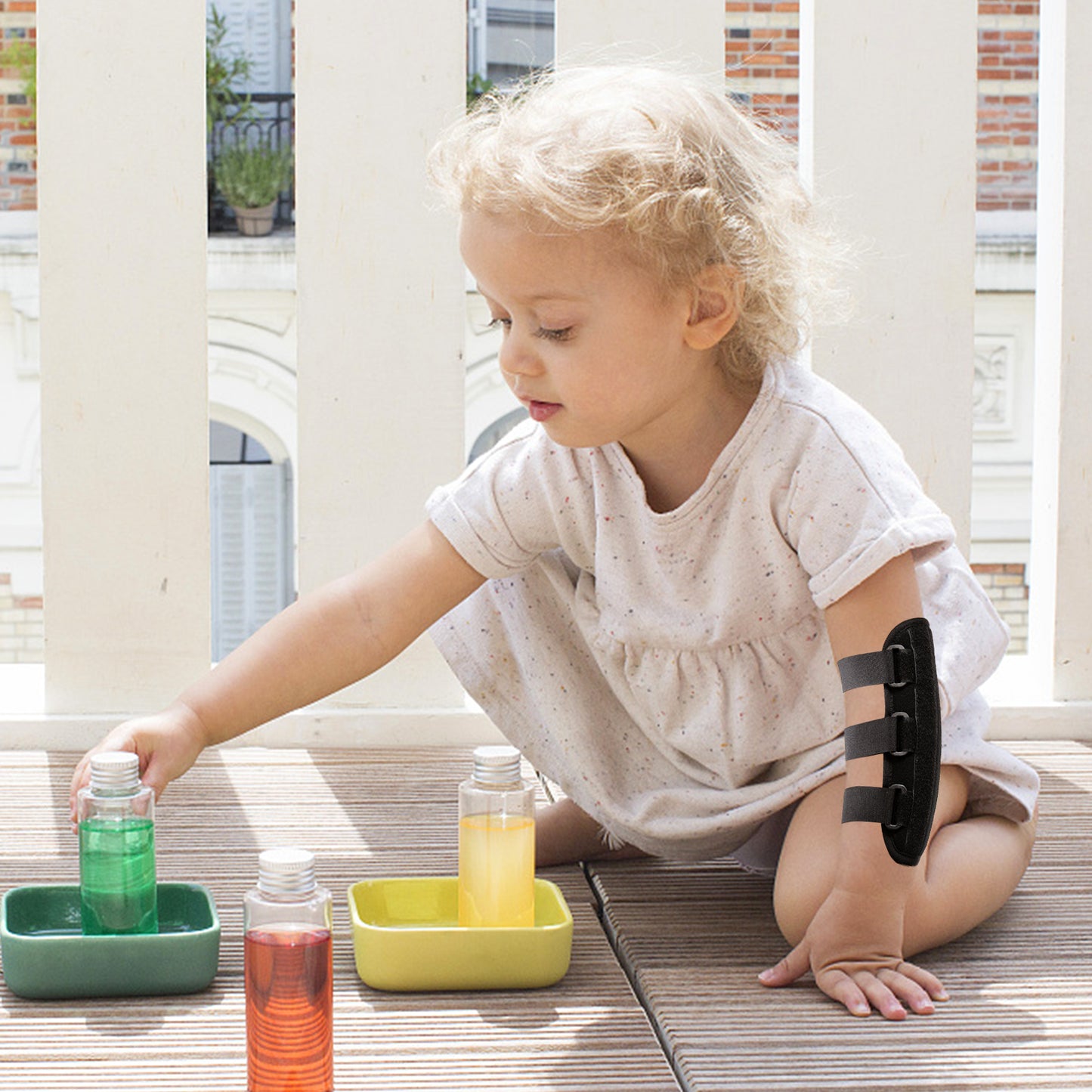 Daumen saugen Stop für Kinder, Finger saugen Guard Stop Nagelbeißen Behandlung für Kleinkinder, Nagelbeißer Stopper Prävention Anti Nase Picking Kinder Ellbogen Immobilizer Brace, schwarz